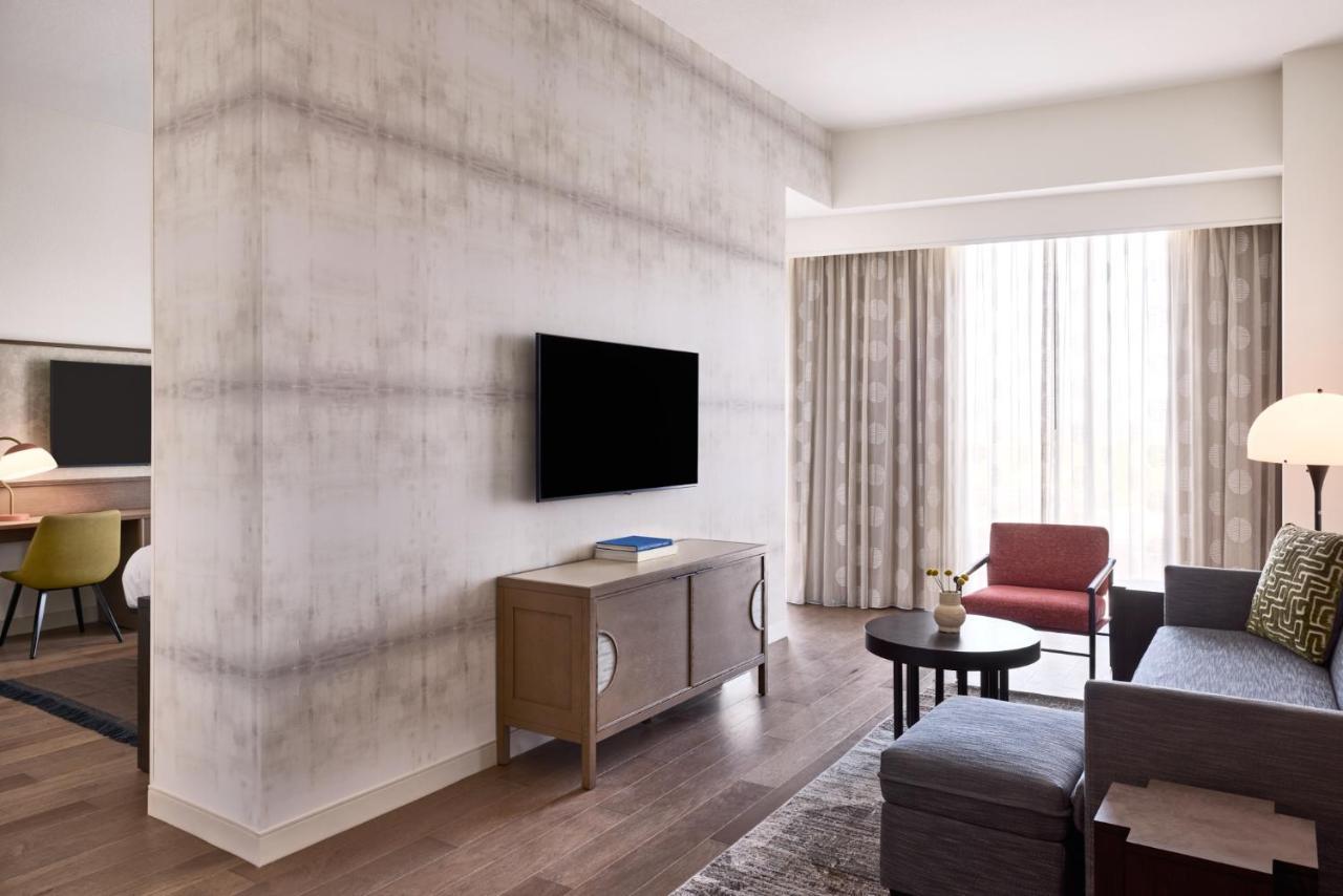 Renaissance Phoenix Glendale Hotel&Spa Extérieur photo