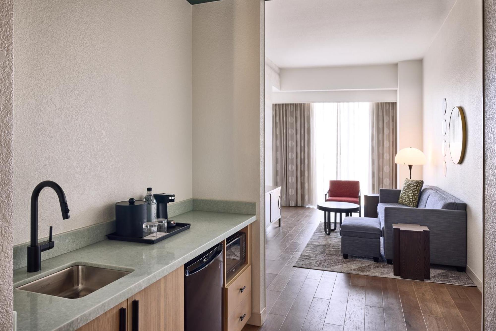 Renaissance Phoenix Glendale Hotel&Spa Extérieur photo