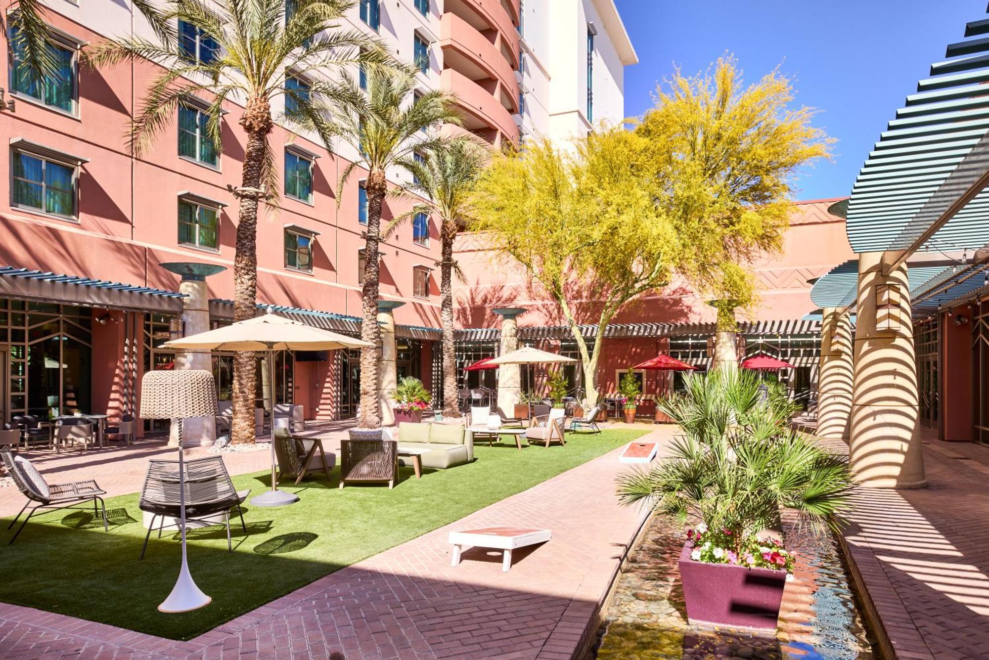 Renaissance Phoenix Glendale Hotel&Spa Extérieur photo