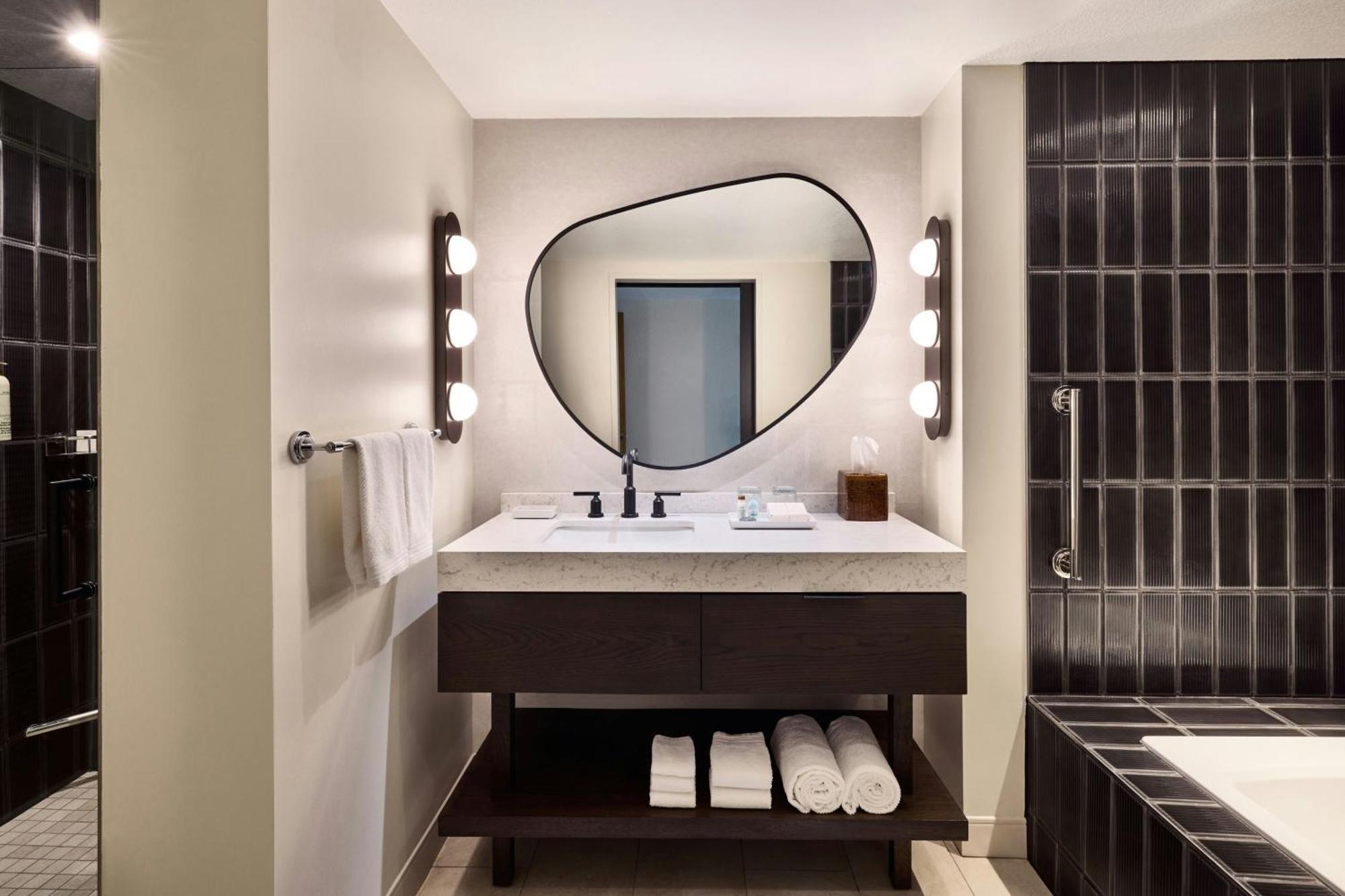 Renaissance Phoenix Glendale Hotel&Spa Extérieur photo