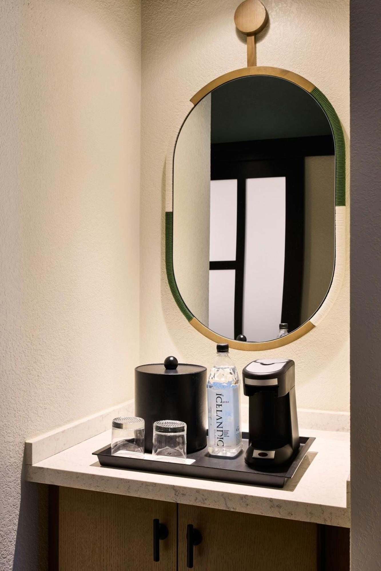Renaissance Phoenix Glendale Hotel&Spa Extérieur photo