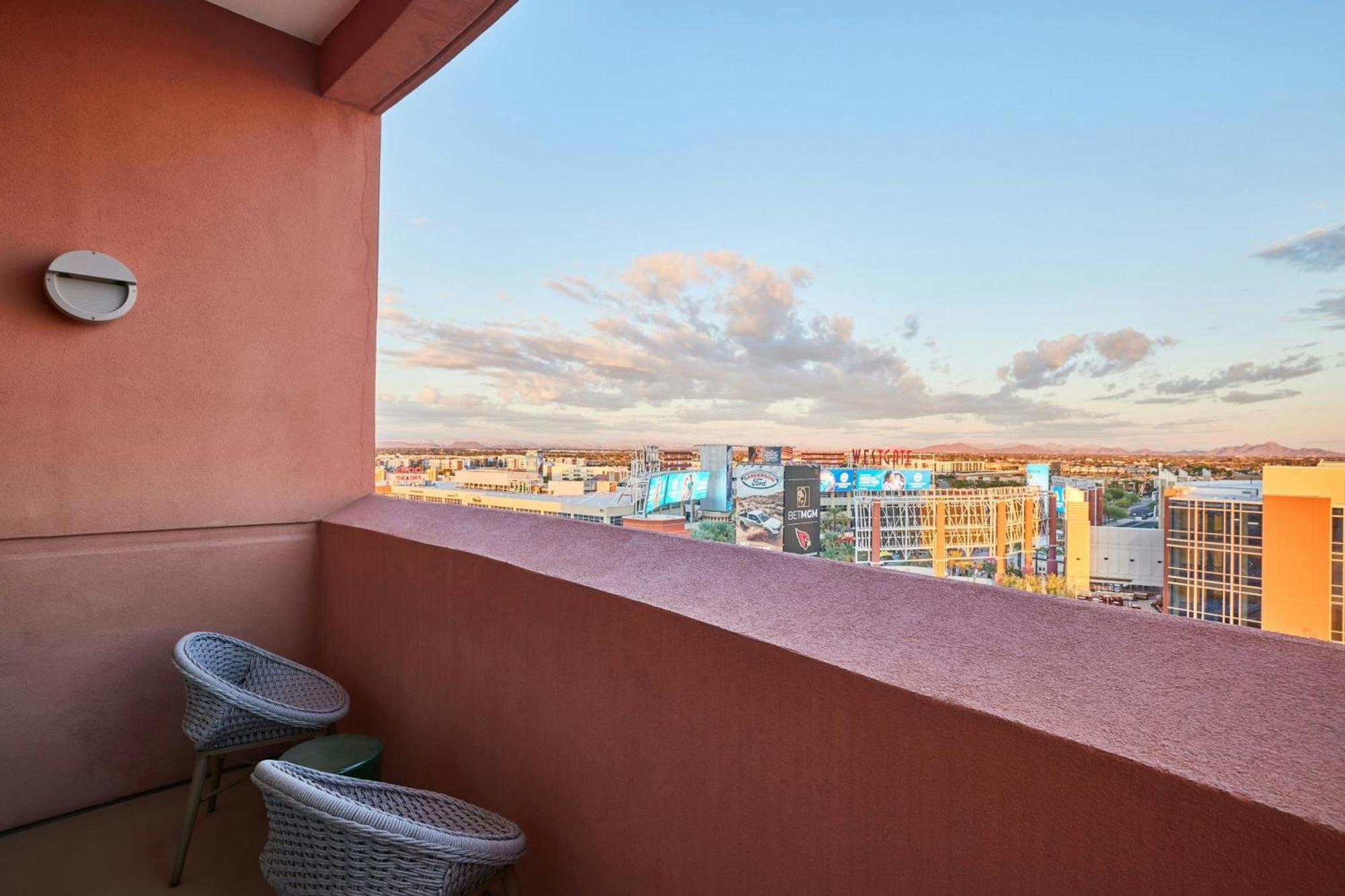 Renaissance Phoenix Glendale Hotel&Spa Extérieur photo