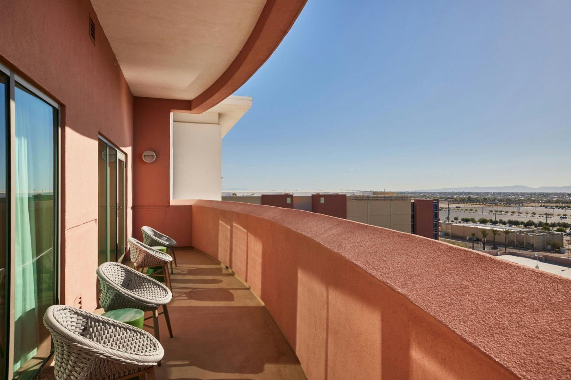 Renaissance Phoenix Glendale Hotel&Spa Extérieur photo